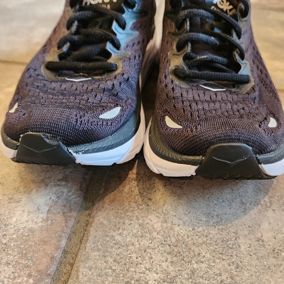 HOKA One One Clifton 8 Black & White Women's Size 6 Running Shoes - Picture 4 of 16